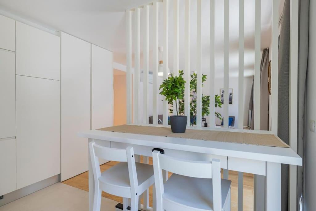 Campolide 2 Bedroom Delight By Innkeeper Lisboa Exteriör bild
